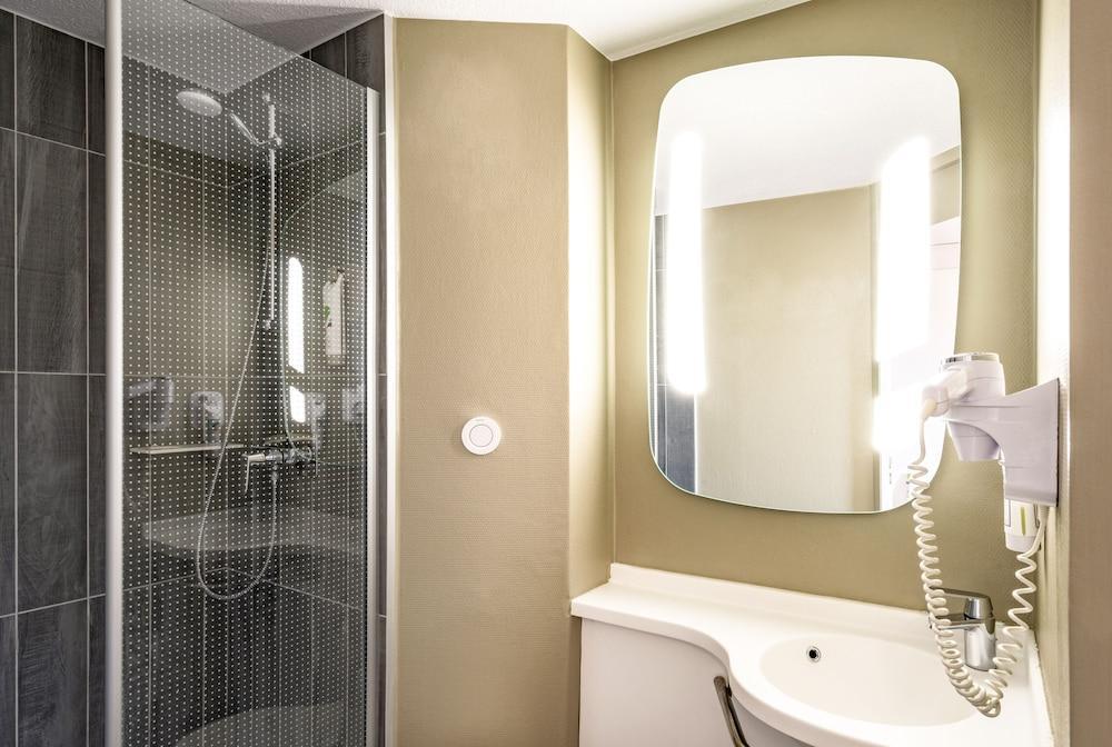 Hotel Ibis Marina 3*